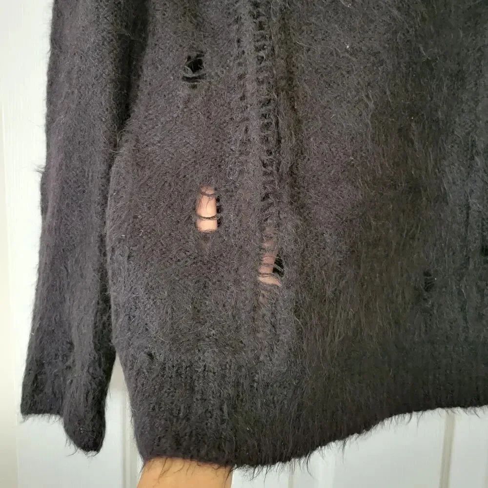 360 Sweater Orena Distressed Cashmere Sweater - Picture 5 of 13